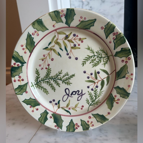 🌲 Hand-Painted Christmas Mug with Coordinating Plate - Picture 2 of 10